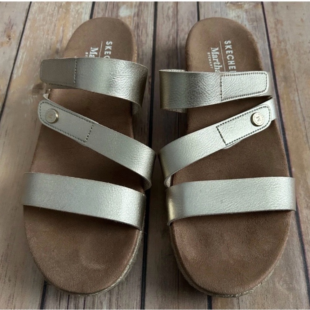 Skechers Women's Sandals with Metallic Straps